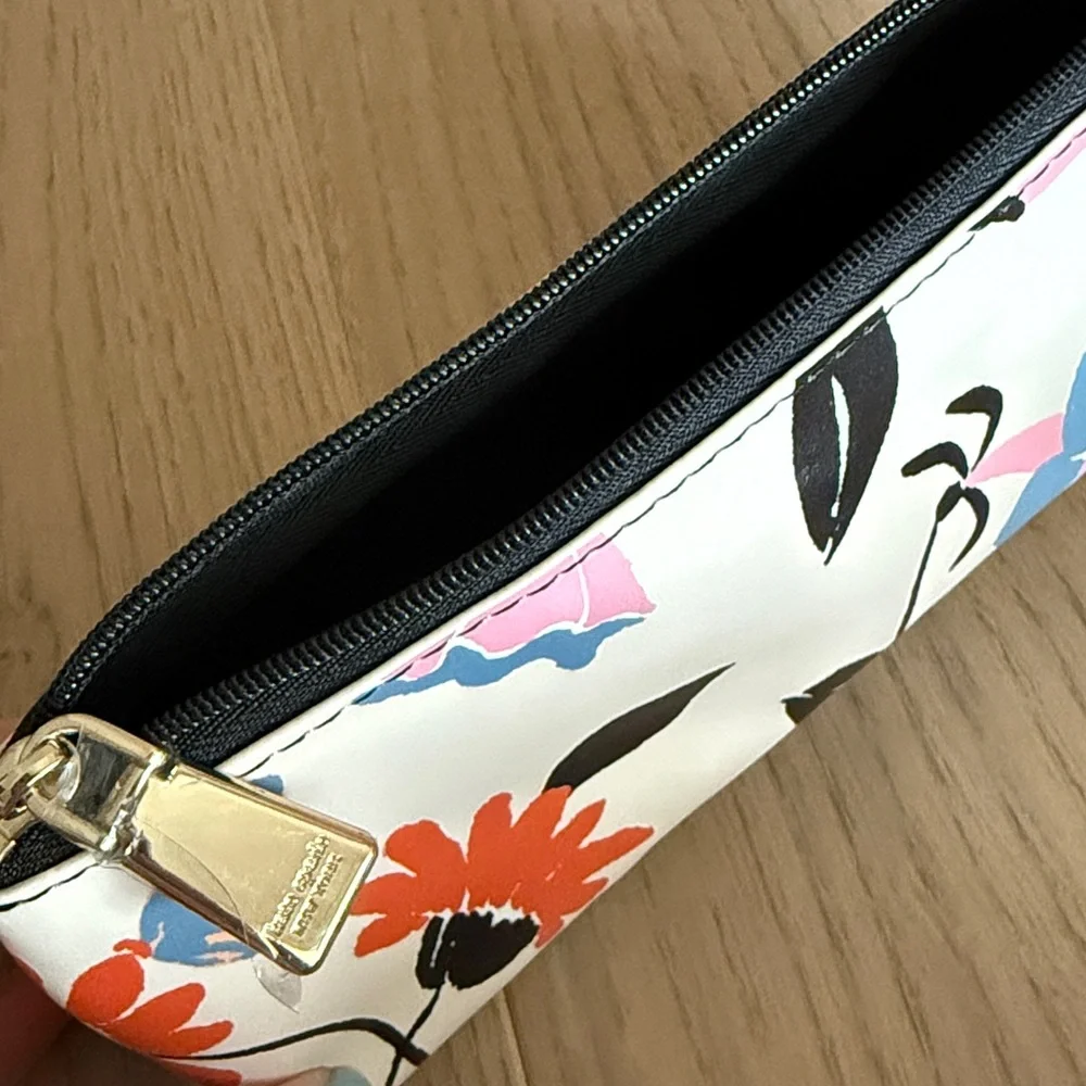 Kate Spade Cosmetic Bag - Picture 4 of 4